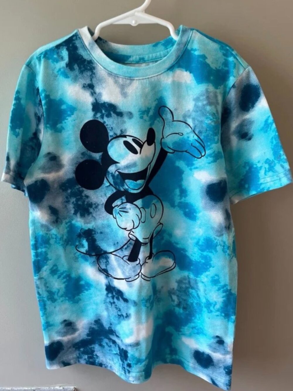 Disney Mickey Mouse T-Shirt NWOT Blue Tie Dye Kids SM/MED Soft Short Sleeve